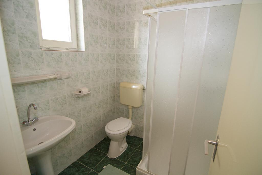 Villa Hedi Dunakiliti Room photo